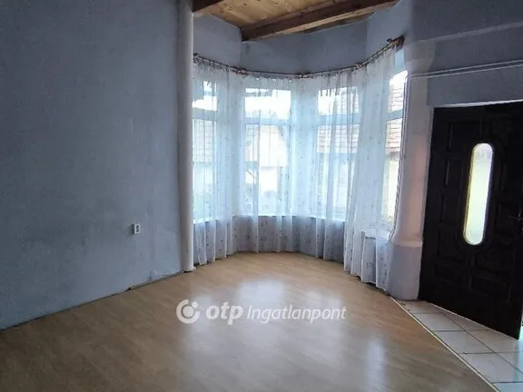 Eladó ház Kazár 71 nm