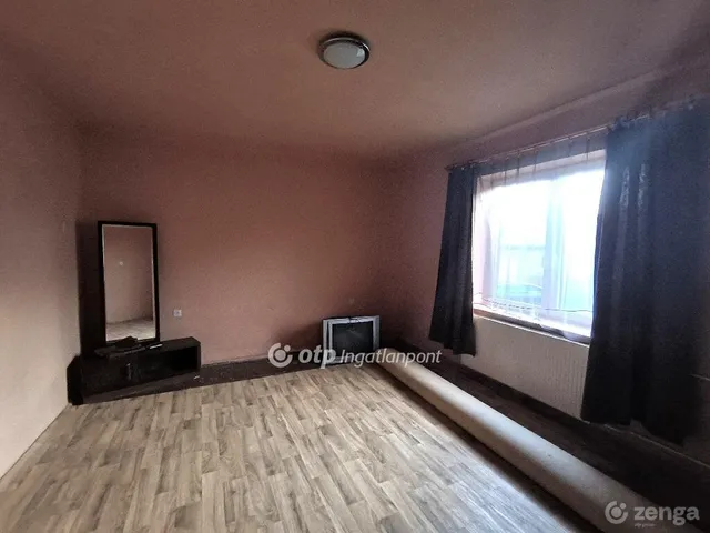 Eladó ház Kazár 71 nm