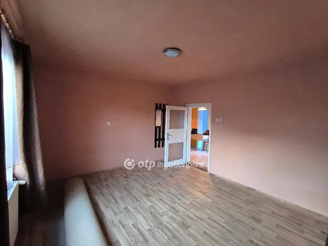 Eladó ház Kazár 71 nm