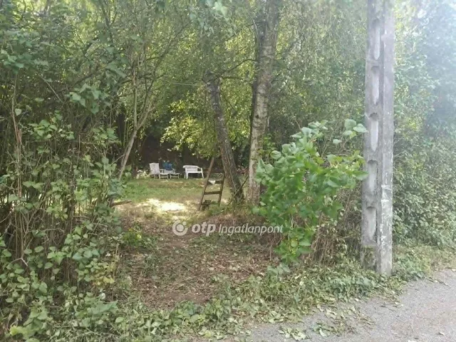 Eladó telek Pásztó 1060 nm
