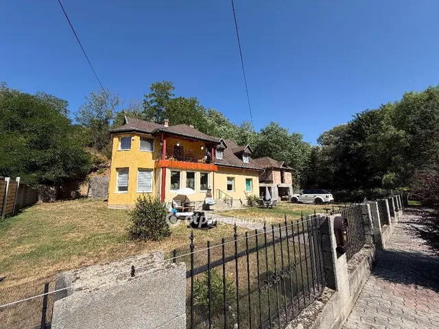 Eladó ház Salgótarján 178 nm