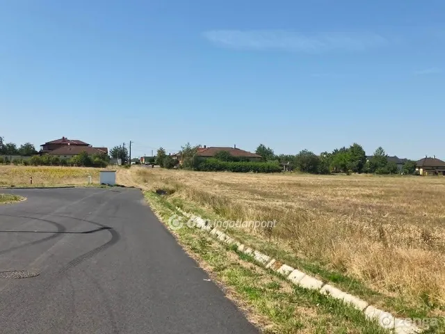 Eladó kereskedelmi és ipari ingatlan Pásztó 15199 nm