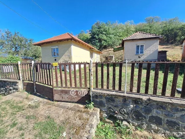Eladó ház Bárna 52 nm