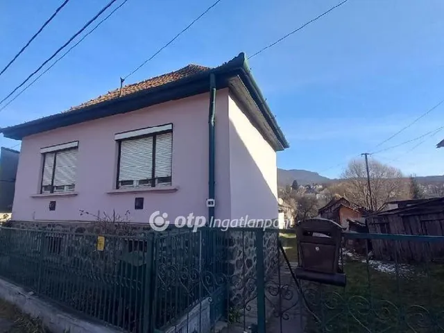 Eladó ház Somoskőújfalu 77 nm