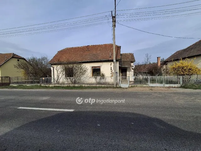 Eladó ház Nagylóc 80 nm