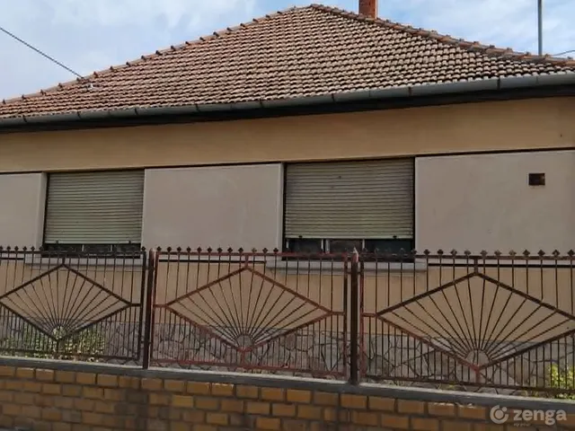 Eladó ház Izsák 85 nm