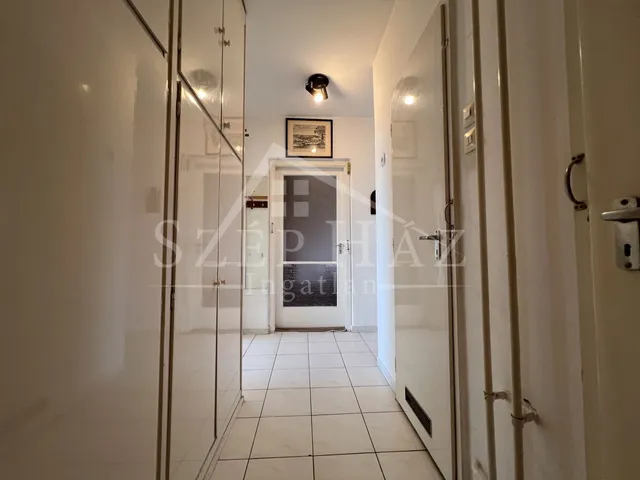Eladó lakás Pécs 63 nm