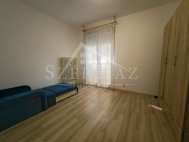 Kiadó lakás Pécs, Uránváros 54 nm