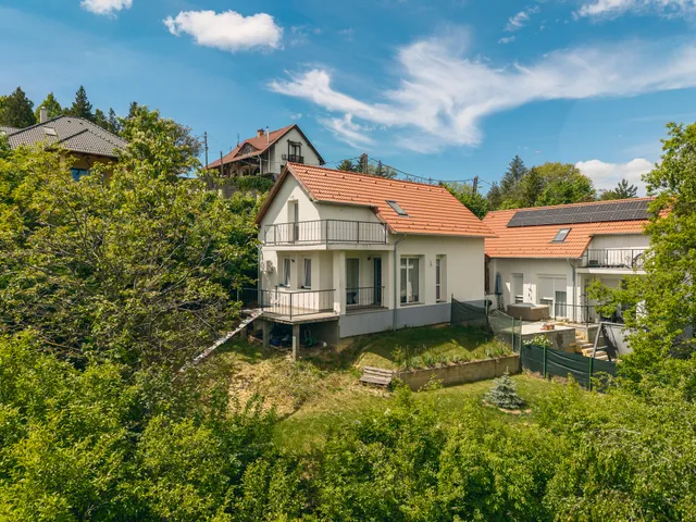 Eladó ház Csobánka 104 nm