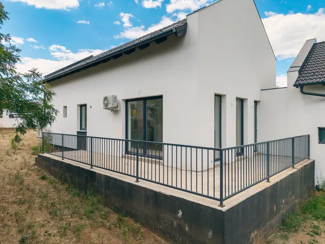 Eladó ház Őrbottyán, Őrszentmiklós 140 nm