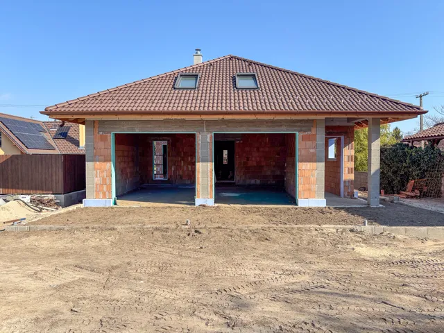 Eladó ház Göd, Alsógöd, Pázmány Péter utca 21 246 nm