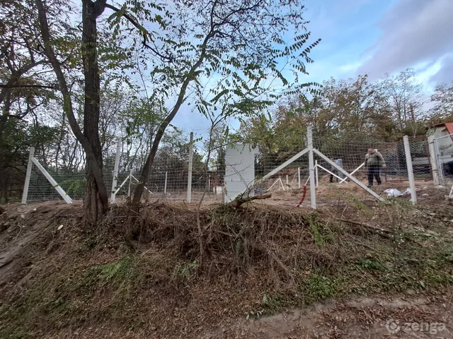 Eladó telek Kesztölc 198 nm