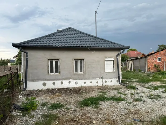 Eladó ház Poroszló 65 nm