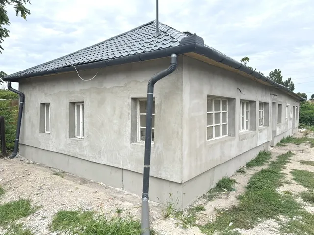 Eladó ház Poroszló 65 nm