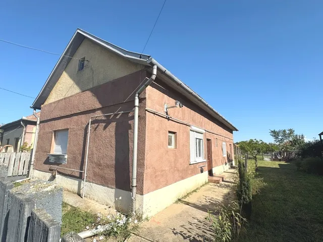 Eladó ház Egyek 72 nm