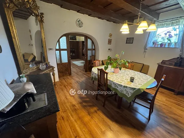 Eladó ház Tiszafüred 140 nm