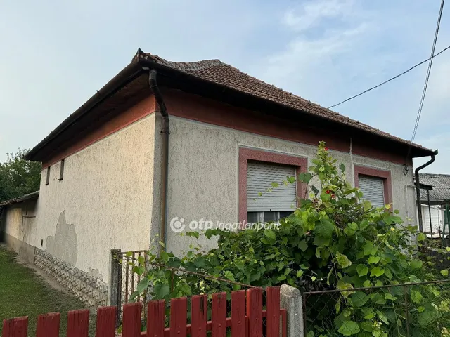 Eladó ház Tiszafüred 103 nm