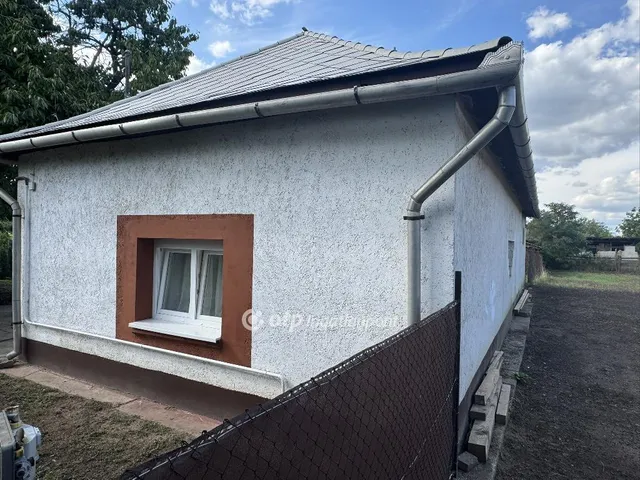 Eladó ház Tiszafüred 69 nm