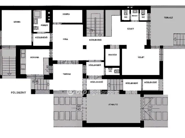 Eladó ház Tiszafüred 262 nm