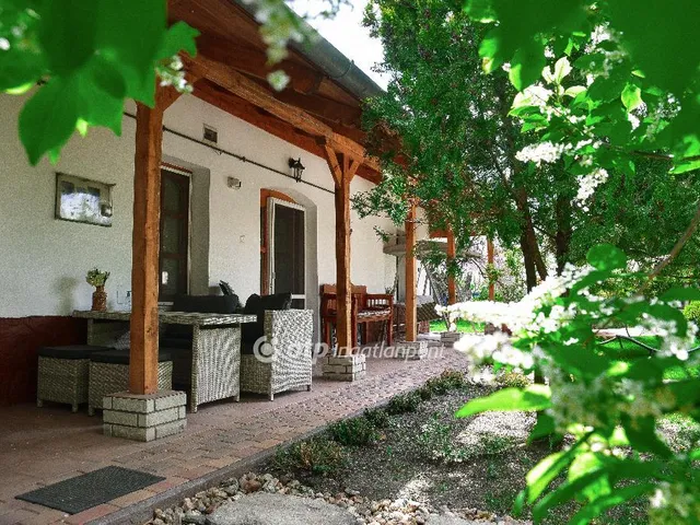 Eladó ház Poroszló 70 nm