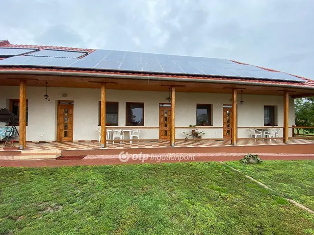 Eladó kereskedelmi és ipari ingatlan Egyek 193 nm