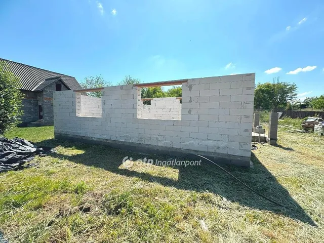 Eladó ház Abádszalók 118 nm