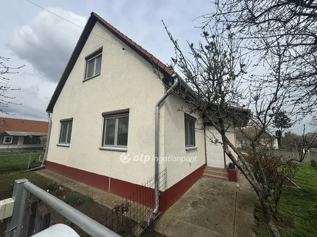 Eladó ház Tiszafüred 160 nm