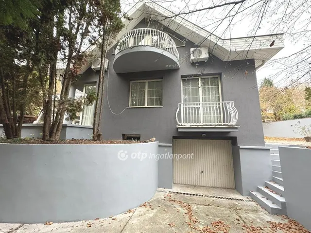 Eladó ház Tiszafüred 165 nm