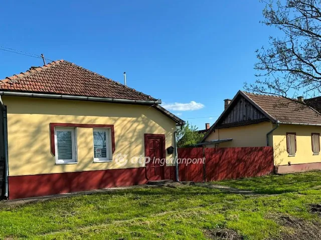 Eladó ház Tiszanána 83 nm