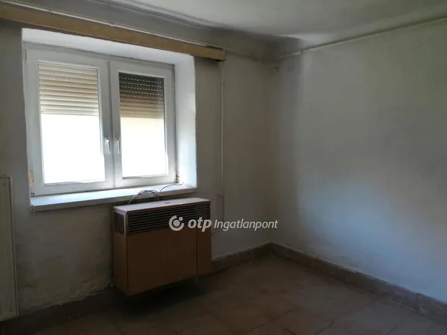 Eladó ház Tiszafüred 73 nm