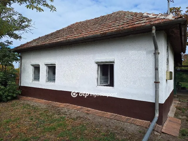 Eladó ház Sarud 69 nm