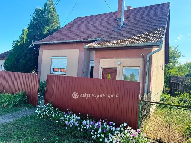 Eladó ház Poroszló 122 nm