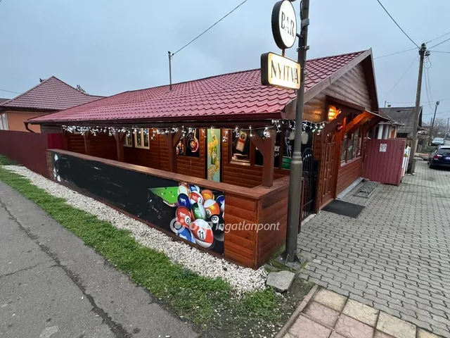 Eladó kereskedelmi és ipari ingatlan Poroszló 98 nm