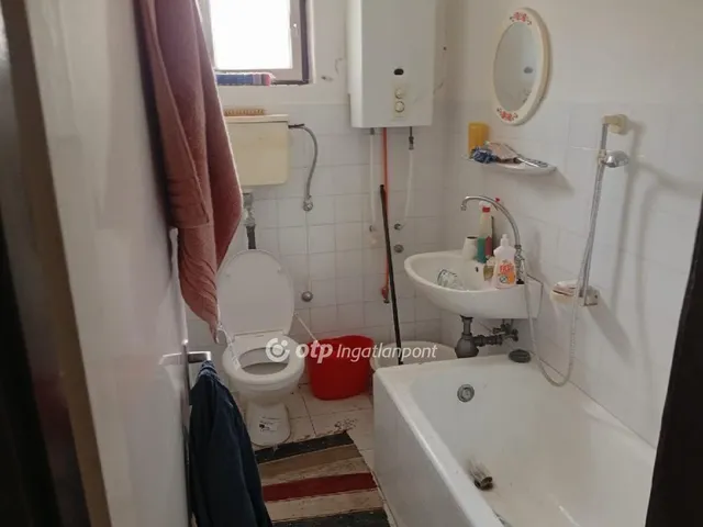 Eladó ház Tiszaszentimre 70 nm