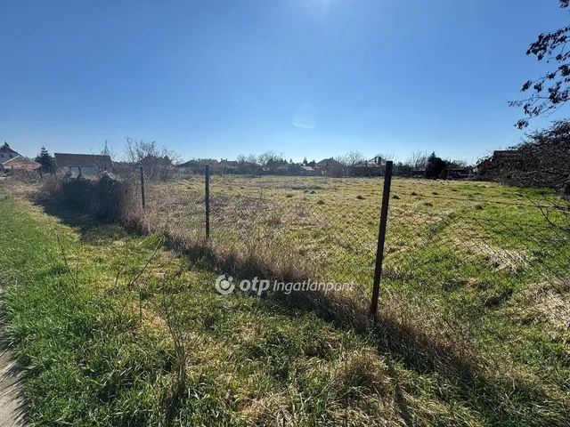 Eladó telek Poroszló 1960 nm