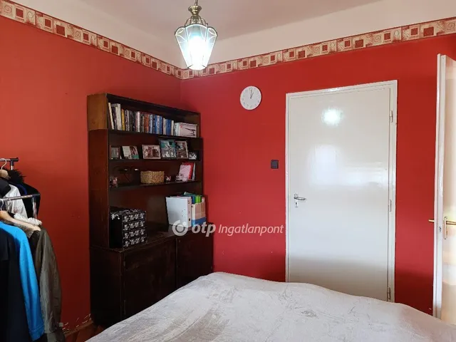 Eladó lakás Abádszalók 133 nm