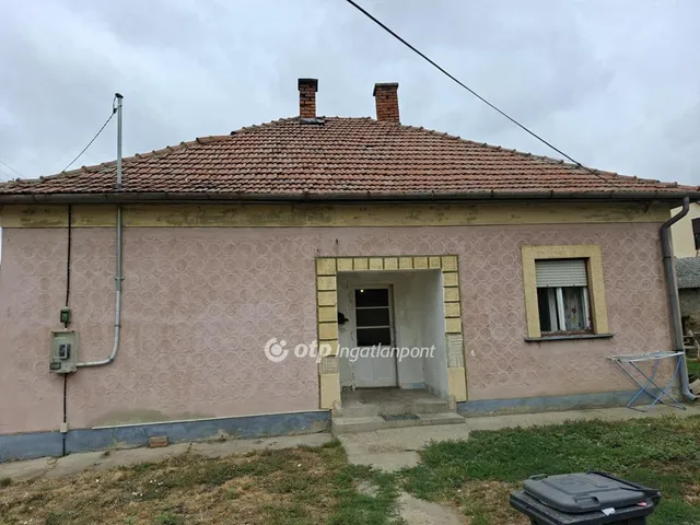 Eladó ház Egyek 83 nm