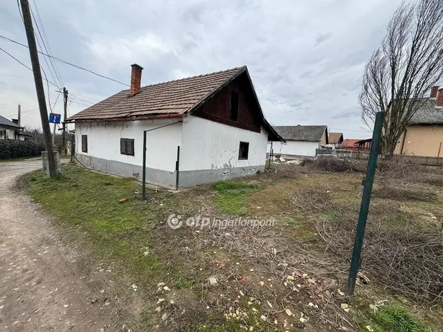 Eladó ház Tiszafüred 40 nm