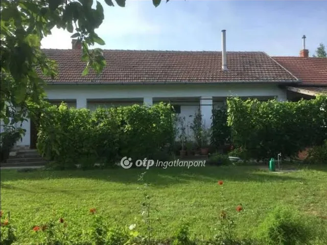 Eladó ház Tiszaderzs 100 nm