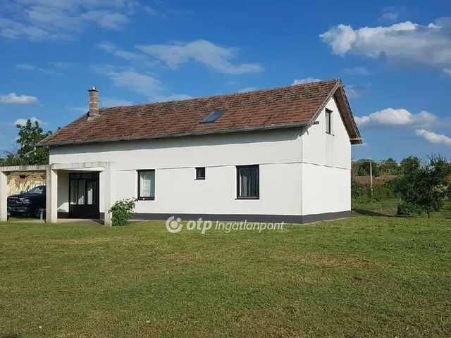 Eladó ház Tiszaderzs 115 nm