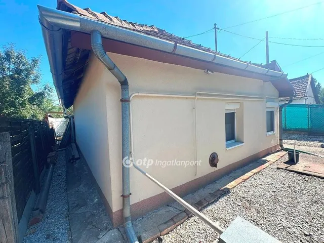 Eladó ház Tiszafüred 36 nm