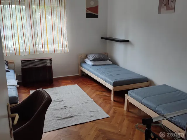 Kiadó ház Balatonlelle 150 nm