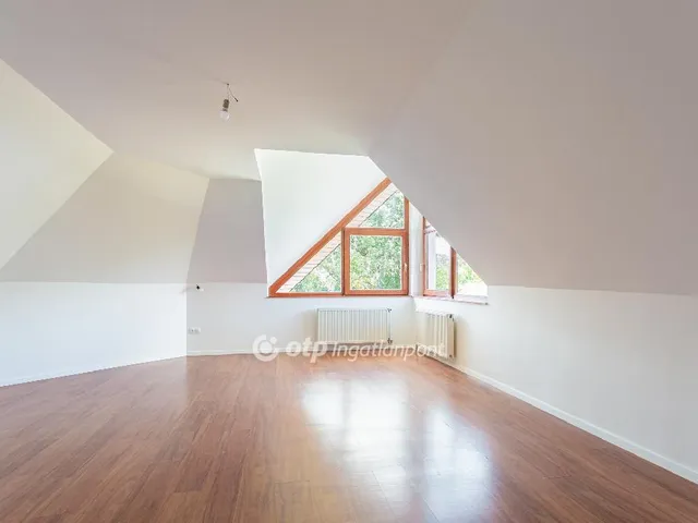 Eladó ház Szigetszentmiklós, Bucka 280 nm