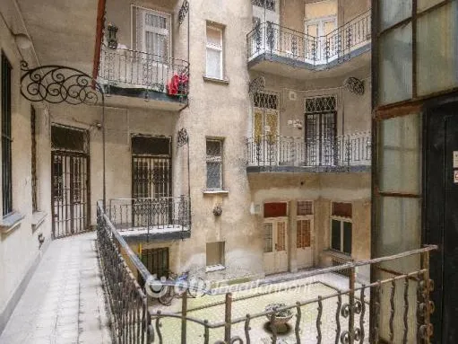 Eladó lakás Budapest VI. kerület 96 nm