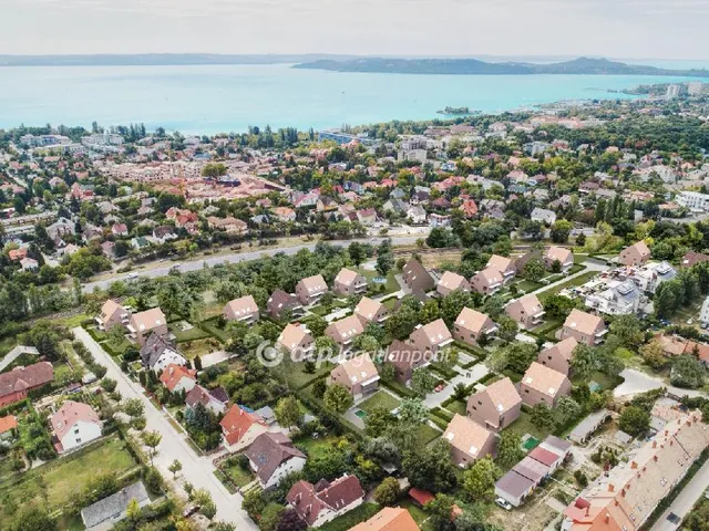 Eladó lakás Balatonfüred, Balatonarács 121 nm