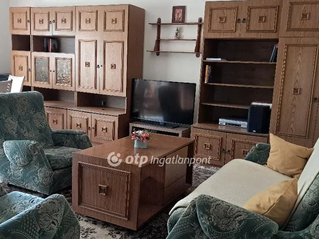 Eladó ház Szigetcsép 173 nm