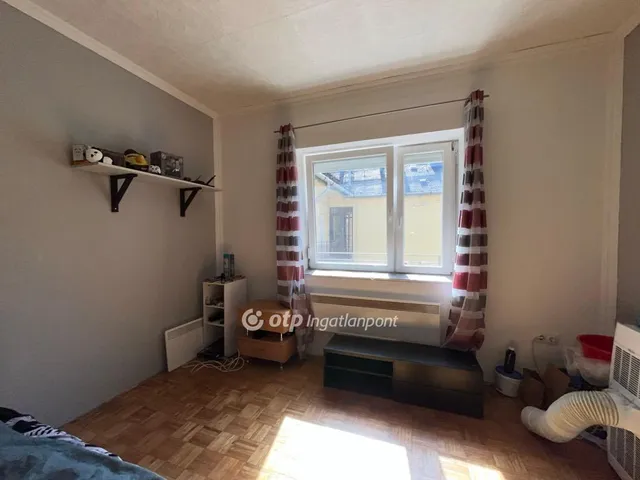 Eladó lakás Budapest X. kerület, Ligettelek 37 nm