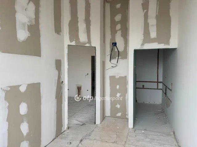 Eladó lakás Budapest XXI. kerület, Gyártelep 36 nm