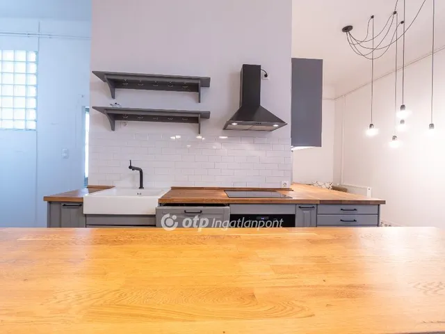 Eladó lakás Budapest XIII. kerület 114 nm