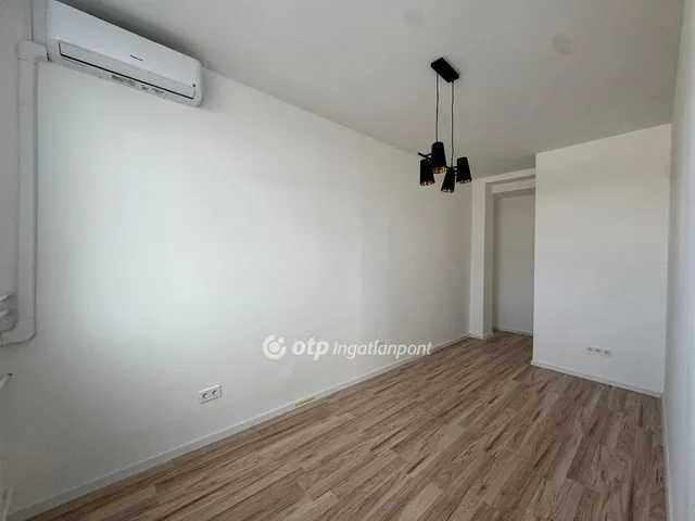 Eladó lakás Budapest XXI. kerület, Gyártelep 32 nm